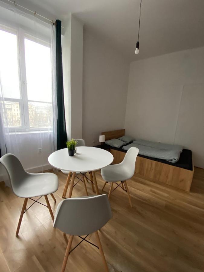 Cozy And Cheap Room In Old Town Krakow Phòng bức ảnh